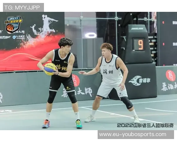 红牛杯篮球赛激战正酣各路豪强争夺冠军荣耀展现青春激情与团队精神